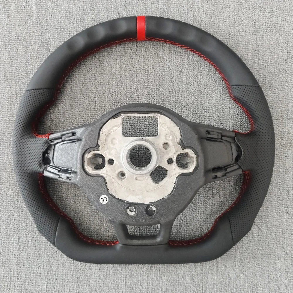 Volante deportivo perforado para VW Golf y Polo GTI